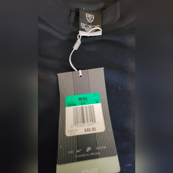 Men's Nike Golf T Shirt - Picture 2 of 3